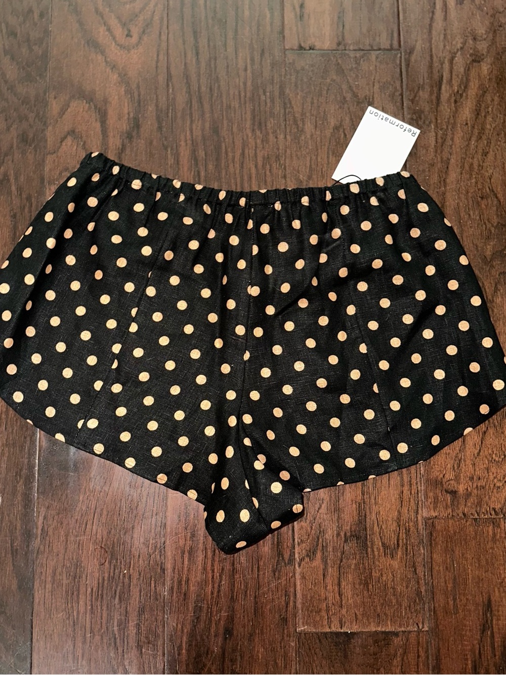 NWT Reformation Tiffie 100% Linen Shorts - Picture 4 of 7